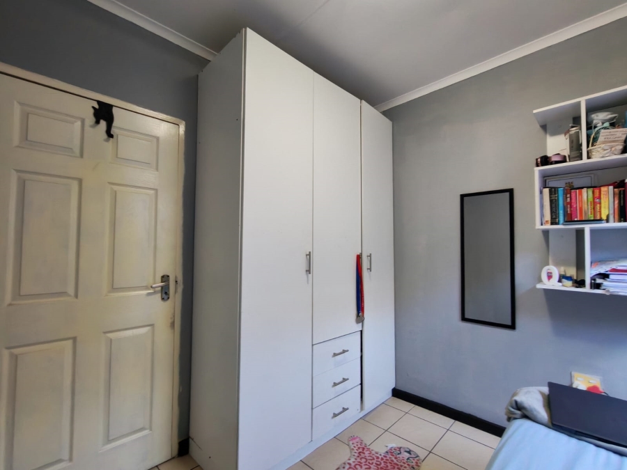 4 Bedroom Property for Sale in Delft Western Cape